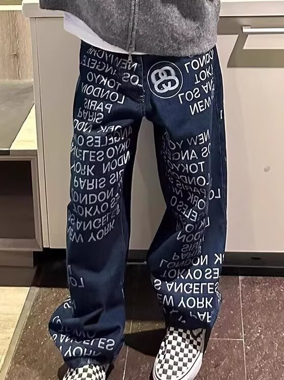 Streetwear Brand Denim - Retro Amerikaanse streetwear jeans met letterprint,