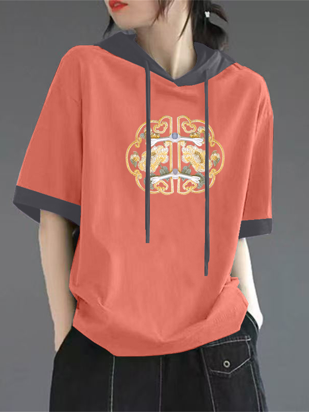 Rood puur katoenen T-shirt met - Streetwear Brand Of The Year recensie en prijs