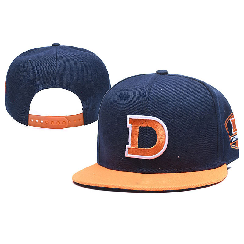 Modemerk DALLAS CAP Letter D M - Streetwear Brand Beanie recensie en prijs