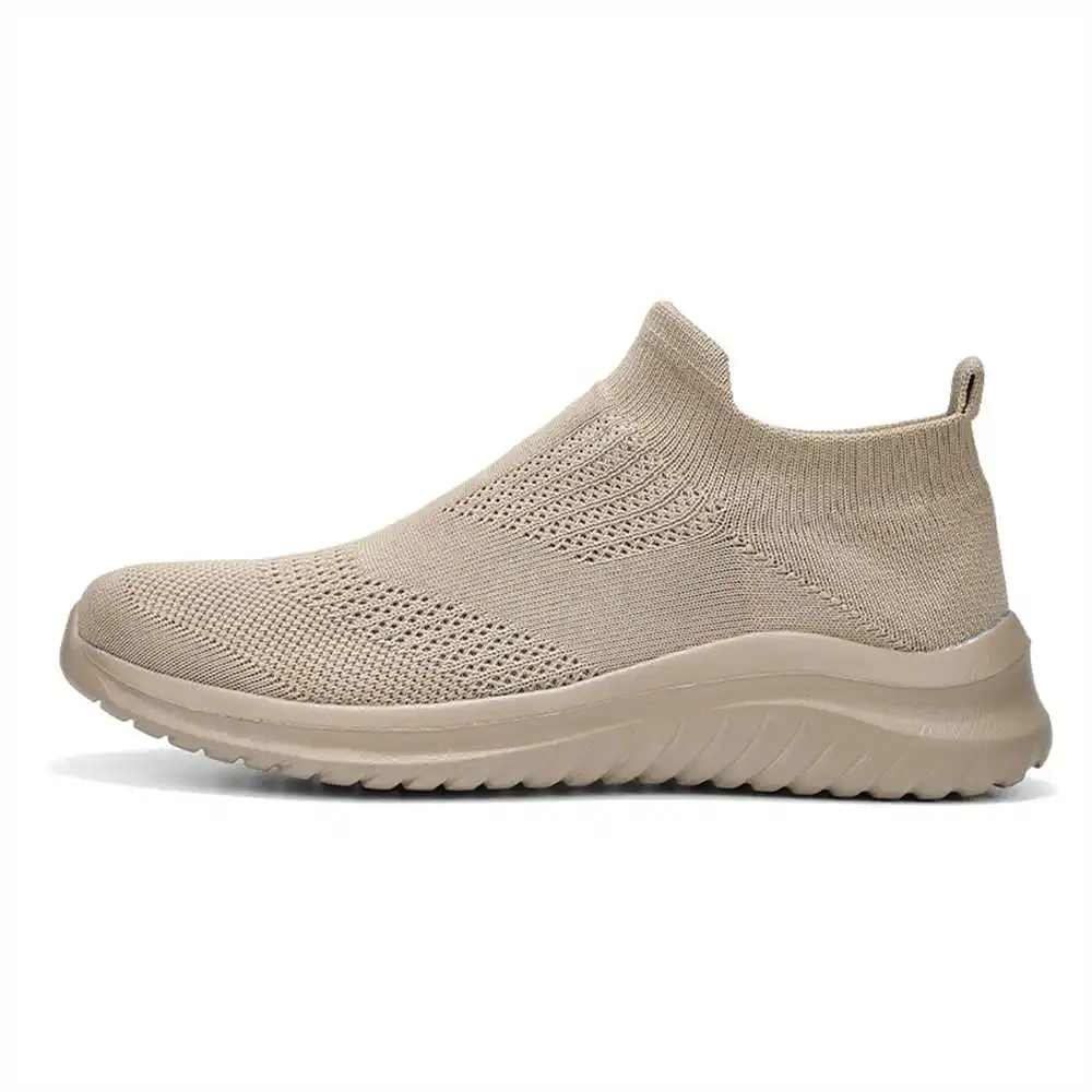 Beige Zachte Nieuwe Nieuwighei - Streetwear Brand Uk recensie en prijs