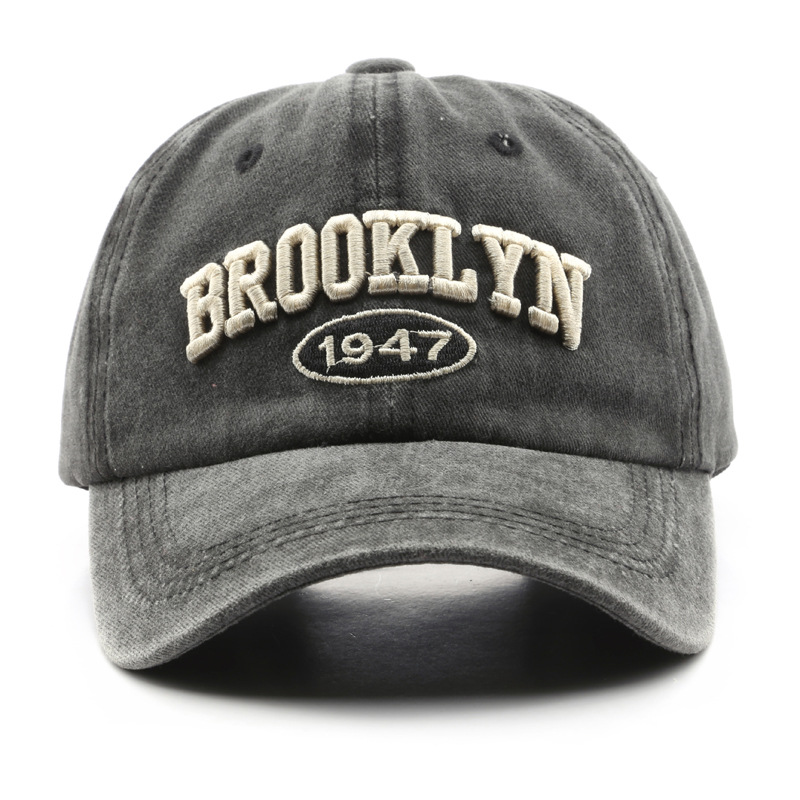 Retro Brooklyn Brief Borduren  - Streetwear Brand Beanie recensie en prijs