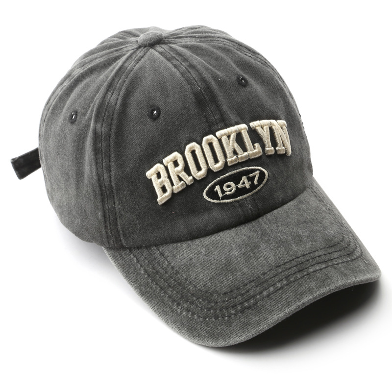 Retro Brooklyn Brief Borduren  - Streetwear Brand Beanie recensie en prijs